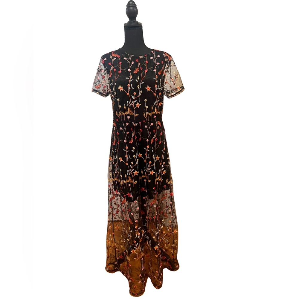 NWT - SweatyRocks Women’s Mesh Short Sleeve Embroidered Floral Dress - Size Med - Picture 6 of 14